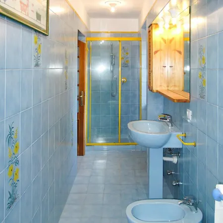 Casa Mare Monti 281s * בורג'ו ורצי